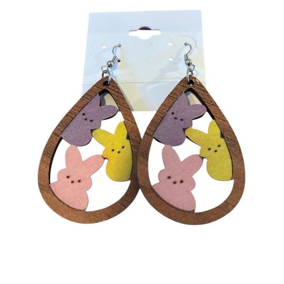 Adorable Teardrop Shaped Peep Earrings w/ Purple, Yellow & Pink Bunnies. - Picture 1 of 6